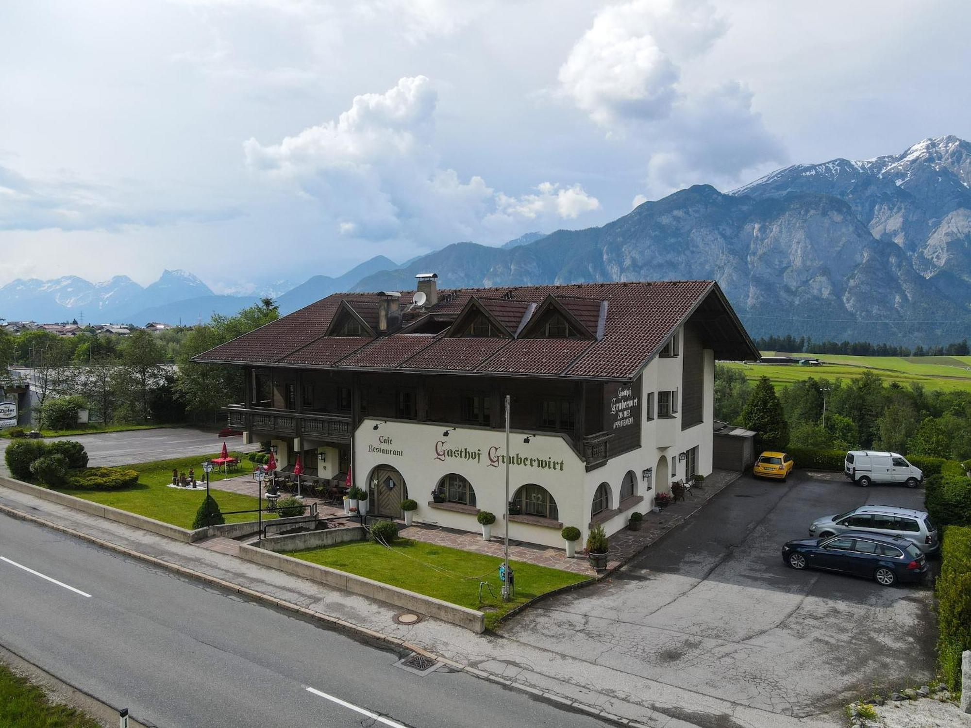 Alpenflair Apartment Mit Balkon - Inkl Parkplatz #1 Innsbruck Esterno foto